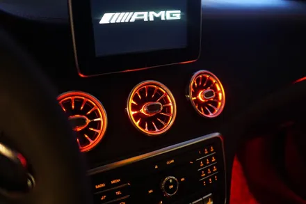 CLA 45AMG 이름만큼 실내도 화려하게 꾸며볼까요? 12색순정연동 엠비언트와 엠비언트 송풍구 작업했습니다! / 중랑, 동대문, 광진구, 성동구