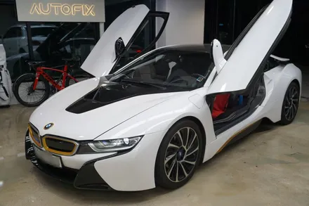BMW 슈퍼카? I8 올드한 실내를 한껏 꾸며봤습니다! FEAT. 크리스털~~~기어봉 / BMW / i8 / 서울 중랑구