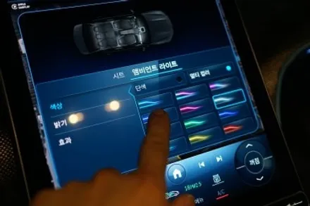 벤츠 W206 C클래스 기존 엠비언트 보다 진보된 3세대 Y존 엠비언트 그리고 4D부메스터 시공과 세로그릴로 드레스업 해드렸어요! / 중랑, 동대문, 광진구, 성동구