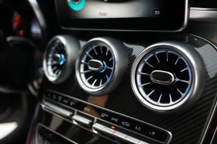 벤츠 C43AMG 순정 3색 엠비언트 연동 송풍구엠비언트 그리고 부메스터 전동트위터 작업 ! / 중랑, 동대문, 광진구, 성동구