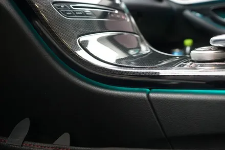 W205 C클래스 엠비언트 없는 옵션에 순정형 엠비언트 만들기~! 64색 엠비언트 송풍구와 부메스터트위터도 함께요!! / 중랑, 동대문, 광진구, 성동구