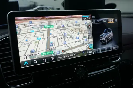 벤츠 W166 GLE 63AMG 모니터교체, 엠비언트, 핸들까지~ 실내 컨버전 튜닝 제안해 드립니다! / 중랑, 동대문, 광진구, 성동구