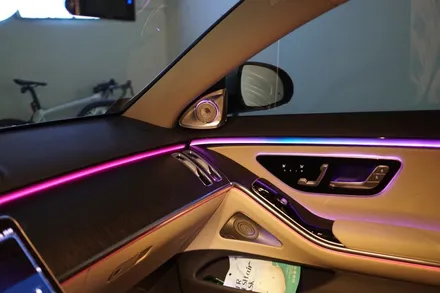 벤츠 W223 S400D 숏바디전용 순정형 액티브엠비언트 시공하기! 4D부메스터 는 그냥 드려요!! / 중랑, 동대문, 광진구, 성동구