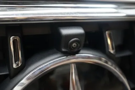 벤츠 W214 E클래스 코닉글로우 AMG 발광 세로그릴 시공해드렸습니다! / 서울 중랑