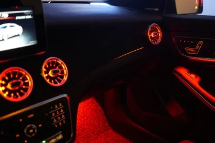 CLA 45AMG 이름만큼 실내도 화려하게 꾸며볼까요? 12색순정연동 엠비언트와 엠비언트 송풍구 작업했습니다! / 중랑, 동대문, 광진구, 성동구