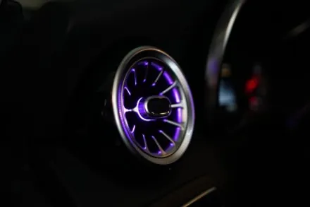 벤츠 W205 C클래스 차량 신형처럼 실내 컨버전 업그레이드 하기! / 중랑, 동대문, 광진구, 성동구