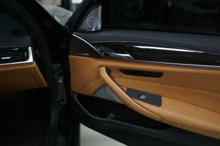 BMW G30 5시리즈의 회오리엠비언트 작업과 환상궁합 AVI 스피커 알갈이 작업으로 카오디오 업그레이드 하기! / 중랑, 동대문, 광진구, 성동구