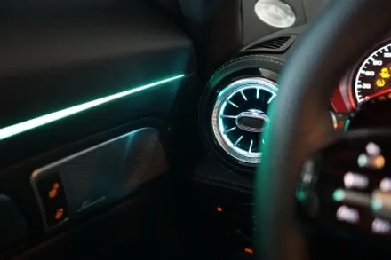 벤츠 AMG GT 쿠페 송풍구엠비언트 시공과 순정에도 없는 엠비언트 업그레이드 시공 해드렸습니다~!