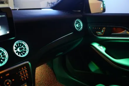 CLA 45AMG 이름만큼 실내도 화려하게 꾸며볼까요? 12색순정연동 엠비언트와 엠비언트 송풍구 작업했습니다! / 중랑, 동대문, 광진구, 성동구