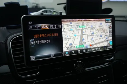 벤츠 W166 GLE 63AMG 모니터교체, 엠비언트, 핸들까지~ 실내 컨버전 튜닝 제안해 드립니다! / 중랑, 동대문, 광진구, 성동구