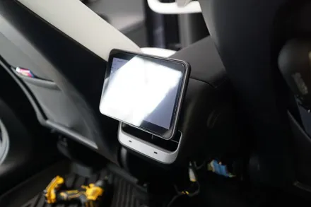 테슬라 모델Y, 모델3 전용 가성비 좋은 리어모니터 시공하기~! / 중랑, 동대문, 광진구, 성동구