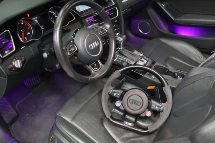 아우디 A5 까지고해진 순정 핸들을 알칸타라 카본핸들로 교체해 드렸습니다~! / 중랑, 동대문, 광진구, 성동구