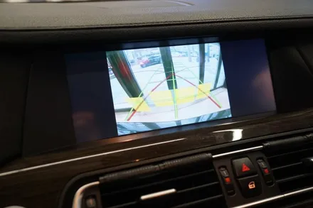 BMW 7시리즈 순정 모니터의 아쉬움 해결 12.3인치 안드로이드 시공 / 서울 중랑