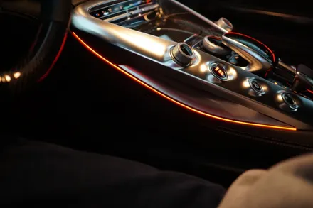 벤츠 AMG GT 쿠페 송풍구엠비언트 시공과 순정에도 없는 엠비언트 업그레이드 시공 해드렸습니다~!