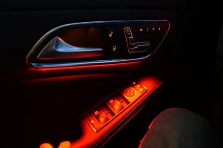 CLA 45AMG 이름만큼 실내도 화려하게 꾸며볼까요? 12색순정연동 엠비언트와 엠비언트 송풍구 작업했습니다! / 중랑, 동대문, 광진구, 성동구