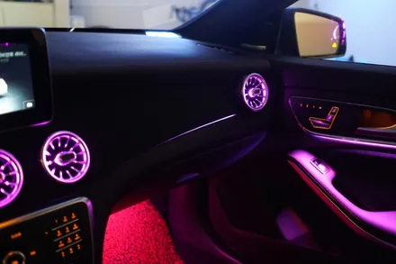 CLA 45AMG 이름만큼 실내도 화려하게 꾸며볼까요? 12색순정연동 엠비언트와 엠비언트 송풍구 작업했습니다! / 중랑, 동대문, 광진구, 성동구