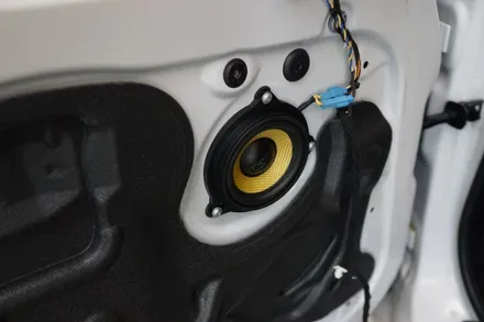 BMW 4시리즈 15인치 안드로이드 모니터 컨버전 시공과  무스웨이로 사운드까지 완벽하게 업그레이드 해드렸습니다! / 서울 중랑