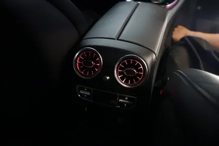 벤츠 W213 E53AMG 순정연동 안드로이드시스템! 그리고 AMG 카본핸들 시공해 드렸습니다! / 서울 중랑