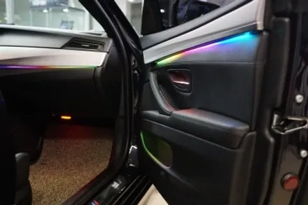10년 훌쩍 넘은 BMW F10 5시리즈에 15인치 모니터와 오디오시스템 업그레이드하기! / 서울 중랑