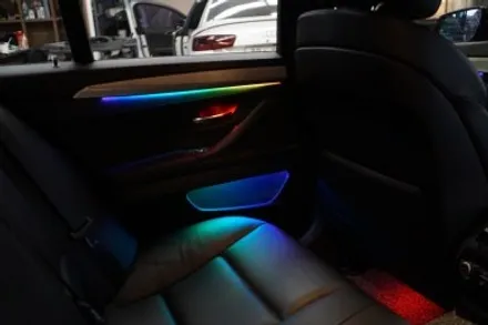 10년 훌쩍 넘은 BMW F10 5시리즈에 15인치 모니터와 오디오시스템 업그레이드하기! / 서울 중랑