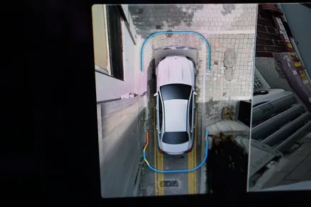 벤츠 W213 E클래스 21년식 후기형 100% 순정어라운드뷰 장착해 드렸습니다! / 서울 중랑