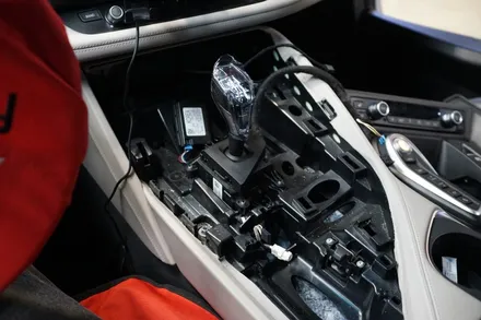 BMW 슈퍼카? I8 올드한 실내를 한껏 꾸며봤습니다! FEAT. 크리스털~~~기어봉 / BMW / i8 / 서울 중랑구