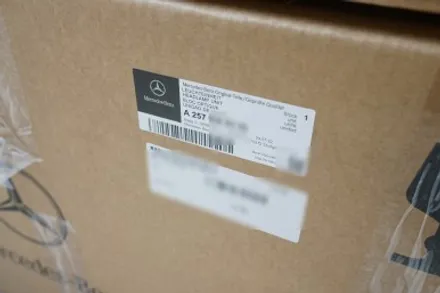 벤츠 C257 CLS 멀티빔라이트 새제품을 최저가로 시공해 드렸습니다~! 그리고 AMG 잠자리 카본핸들 추가요~