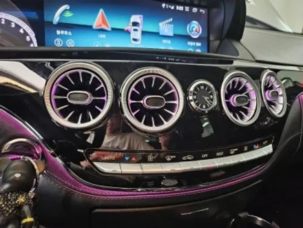 완전히 새로워진 08~13년식 W221 S클래스 전용 송풍구 액티브엠비언트 시공! / 서울 중랑