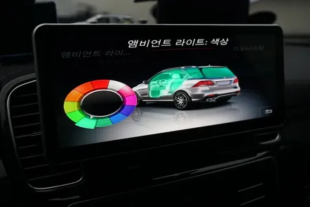 벤츠 W166 GLE 63AMG 모니터교체, 엠비언트, 핸들까지~ 실내 컨버전 튜닝 제안해 드립니다! / 중랑, 동대문, 광진구, 성동구