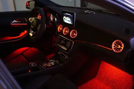 CLA 45AMG 이름만큼 실내도 화려하게 꾸며볼까요? 12색순정연동 엠비언트와 엠비언트 송풍구 작업했습니다! / 중랑, 동대문, 광진구, 성동구