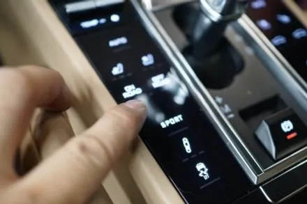 포르쉐 카이엔958 MK.2 실내를 신형 카이엔처럼 컨버전하기 프로젝트~! / 서울 중랑