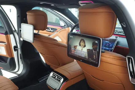 벤츠 W223 신형S클래스 액티브엠비언트 순정형 리어모니터로 S580 옵션 만들기~! / 중랑, 동대문, 광진구, 성동구