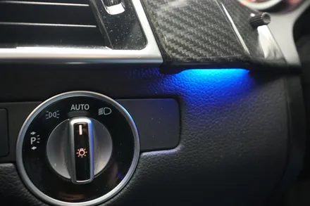 벤츠 W166 GLE 63AMG 모니터교체, 엠비언트, 핸들까지~ 실내 컨버전 튜닝 제안해 드립니다! / 중랑, 동대문, 광진구, 성동구