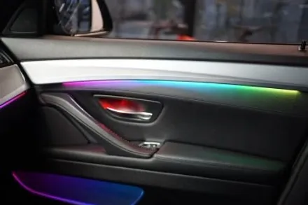 10년 훌쩍 넘은 BMW F10 5시리즈에 15인치 모니터와 오디오시스템 업그레이드하기! / 서울 중랑