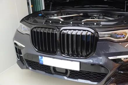 BMW X7 유광블랙 키드니그릴 교체하기~! / 중랑, 동대문, 광진구, 성동구