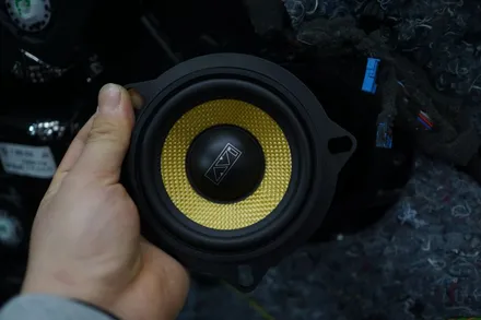 BMW G30 5시리즈의 회오리엠비언트 작업과 환상궁합 AVI 스피커 알갈이 작업으로 카오디오 업그레이드 하기! / 중랑, 동대문, 광진구, 성동구