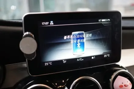 벤츠 W205 16년식 C클래스 카플레이 시공했어요~! / 중랑, 동대문, 광진구, 성동구