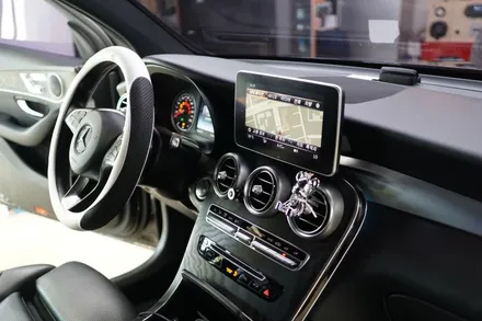 벤츠 GLC 클래스 디지털계기판 부터 12.3인 대화면 모니터 그리고 엠비언트까지 실내컨버전 풀시공 해드렸어요! / 서울 중랑