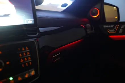 벤츠 W166 GLE 63AMG 모니터교체, 엠비언트, 핸들까지~ 실내 컨버전 튜닝 제안해 드립니다! / 중랑, 동대문, 광진구, 성동구