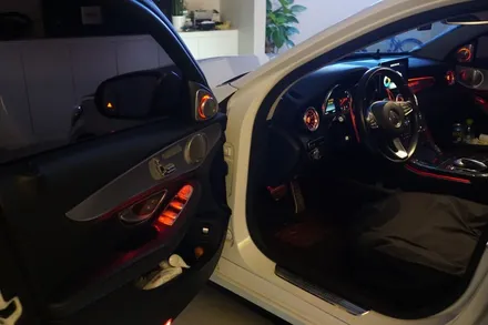 W205 C클래스 엠비언트 없는 옵션에 순정형 엠비언트 만들기~! 64색 엠비언트 송풍구와 부메스터트위터도 함께요!! / 중랑, 동대문, 광진구, 성동구
