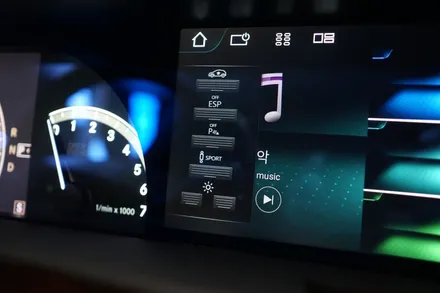 벤츠 W221 07년 S클래스 전기형 순정스타일 면발광 3세대 엠비언트 그리고 12.3인치 와이드콕핏 모니터 설치했어요! / 벤츠 / S-클래스 W221 / 서울 중랑구