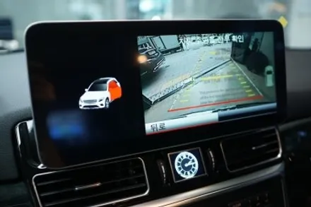 벤츠 ML클래스 가장 순정다운 실내컨버전 모니터 시공하기! / 서울 중랑