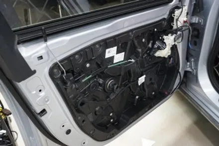 W213 E클래스 후기형 익스클루시브 차량에 순정어라운드뷰 장착해드렸어요! / 서울 중랑