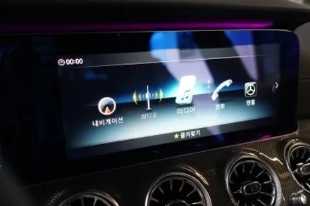 벤츠 W213 E53AMG 순정연동 안드로이드시스템! 그리고 AMG 카본핸들 시공해 드렸습니다! / 서울 중랑