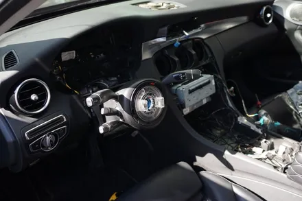 W205 C클래스, 감성과 편의성 모두 잡은 디지털 계기판+모니터 업그레이드 / 서울 중랑