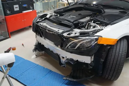 벤츠 W213 E클래스 순정어라운드뷰, 와이드콕핏, 실내엠비언트 송풍구 시공으로 실용성과 드레스업까지 한번에 만족시켜드렸습니다! / 중랑, 동대문, 광진구, 성동구