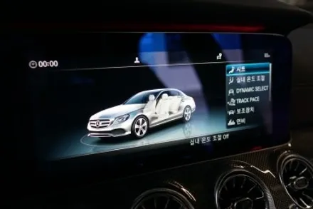 벤츠 W213 E53AMG 순정연동 안드로이드시스템! 그리고 AMG 카본핸들 시공해 드렸습니다! / 서울 중랑
