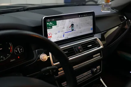 BMW F10 5시리즈 CIC 버전 12.3인치 안드로이드 올인원 장착하기! / 중랑, 동대문, 광진구, 성동구