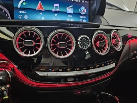 완전히 새로워진 08~13년식 W221 S클래스 전용 송풍구 액티브엠비언트 시공! / 서울 중랑