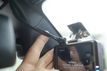 레인지로버 보그 에 후방배선 안보이는 완벽한 블랙박스 설치! LX5000파워 / 중랑, 동대문, 광진구, 성동구